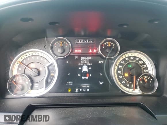 ✅ 2014 Ram 1500 Laramie • VIN: 1C6RR7JT3ES451358 • Лот: 92900325. Опубликован ранее на Copart с пробегом 178 089 миль. Бесплатный доступ к архиву аукционных продаж из США и подробный отчёт об истории автомобиля на DreamBid. Изображение 9.