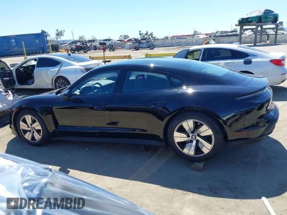 ✅ 2023 Porsche Taycan • VIN: WP0AA2Y19PSA14314 • Lot: 42207002. Wystawiony na IAAI z przebiegiem 6 582 mil. Bezpłatny archiwum sprzedaży aukcyjnych z USA i szczegółowy raport historii pojazdu na DreamBid. Zdjęcie 14.