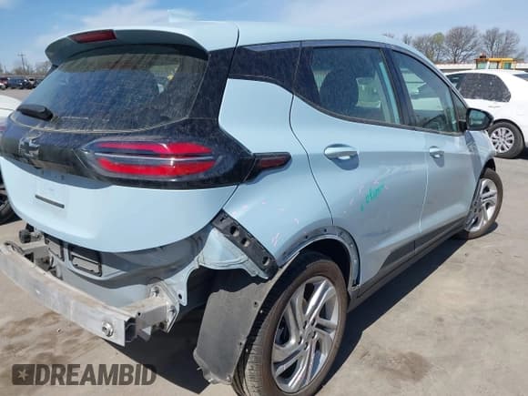 ✅ 2022 Chevrolet Bolt EV 1LT • VIN: 1G1FW6S01N4127115 • Lot: 41788663. Listed on IAAI with 26,962 mi. Free auction sales archive from the USA and detailed vehicle history report at DreamBid. Image 21.