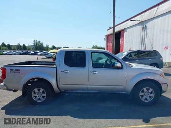 ✅ 2006 Nissan Frontier SE • VIN: 1N6AD07U36C468195 • Лот: 42408698. Опубликован ранее на IAAI с пробегом 192 721 миль. Бесплатный доступ к архиву аукционных продаж из США и подробный отчёт об истории автомобиля на DreamBid. Изображение 14.
