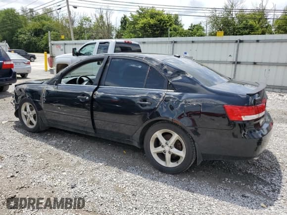 ✅ 2008 Hyundai Sonata SE • VIN: 5NPEU46F18H341094 • Лот: 65321874. Опубликован ранее на Copart с пробегом 218 523 миль. Бесплатный доступ к архиву аукционных продаж из США и подробный отчёт об истории автомобиля на DreamBid. Изображение 2.