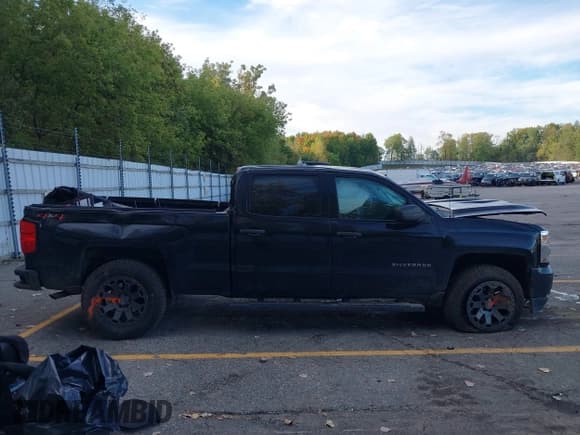 ✅ 2018 Chevrolet Silverado 1500 Work Truck • VIN: 1GCUKNECXJF243115 • Лот: 43349797. Опубликован ранее на IAAI с пробегом 123 125 миль. Бесплатный доступ к архиву аукционных продаж из США и подробный отчёт об истории автомобиля на DreamBid. Изображение 13.