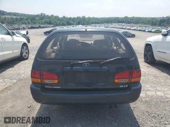 ✅ 1995 Toyota Camry LE • VIN: 4T1GK12W0SU100980 • Lot: 66114575. Wystawiony na Copart z przebiegiem 156 921 mil. Bezpłatny archiwum sprzedaży aukcyjnych z USA i szczegółowy raport historii pojazdu na DreamBid. Zdjęcie 6.