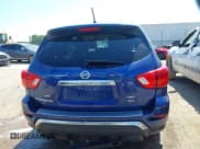 ✅ 2018 Nissan Pathfinder SL • VIN: 5N1DR2MM9JC678015 • Лот: 42775938. Опубликован ранее на IAAI с пробегом 101 859 миль. Бесплатный доступ к архиву аукционных продаж из США и подробный отчёт об истории автомобиля на DreamBid. Изображение 17.