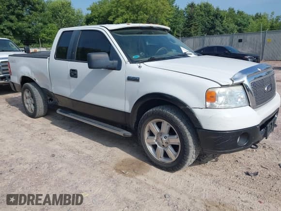 ✅ 2007 Ford F-150 XLT • VIN: 1FTPX14V27FA66000 • Lot: 42788261. Wystawiony na IAAI z przebiegiem 211 653 mil. Bezpłatny archiwum sprzedaży aukcyjnych z USA i szczegółowy raport historii pojazdu na DreamBid. Zdjęcie 1.