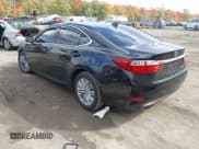 ✅ 2015 Lexus ES 330 • VIN: JTHBK1GG0F2209004 • Lot: 43477976. Listed on IAAI with 163,399 mi. Free auction sales archive from the USA and detailed vehicle history report at DreamBid. Image 3.