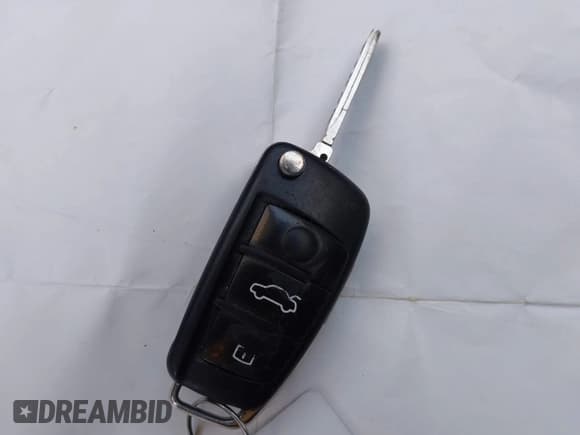 ✅ 2008 Audi A6 • VIN: WAUDH74F08N181632 • Lot: 42615118. Listed on IAAI with 245,340 mi. Free auction sales archive from the USA and detailed vehicle history report at DreamBid. Image 11.