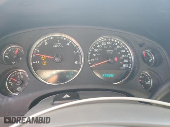 ✅ 2010 GMC Sierra 1500 • VIN: 1GTYKWE25AZ287603 • Lot: 79926284. Wystawiony na Copart z przebiegiem 122 683 mil. Bezpłatny archiwum sprzedaży aukcyjnych z USA i szczegółowy raport historii pojazdu na DreamBid. Zdjęcie 9.