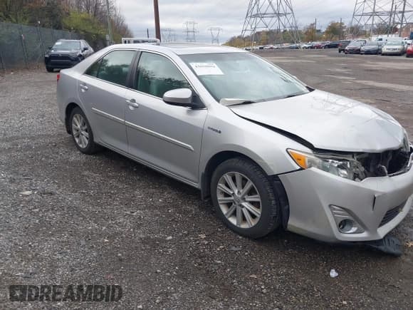 ✅ 2014 Toyota Camry LE • VIN: 4T1BD1FK2EU127789 • Лот: 43658894. Опубликован ранее на IAAI с пробегом 251 519 миль. Бесплатный доступ к архиву аукционных продаж из США и подробный отчёт об истории автомобиля на DreamBid. Изображение 1.