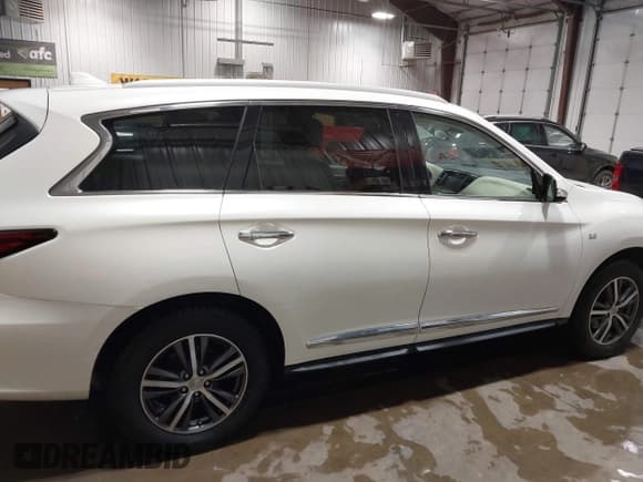 ✅ 2018 Infiniti QX60 • VIN: 5N1DL0MM9JC521994 • Лот: 43603184. Опубликован ранее на IAAI с пробегом 99 873 миль. Бесплатный доступ к архиву аукционных продаж из США и подробный отчёт об истории автомобиля на DreamBid. Изображение 13.