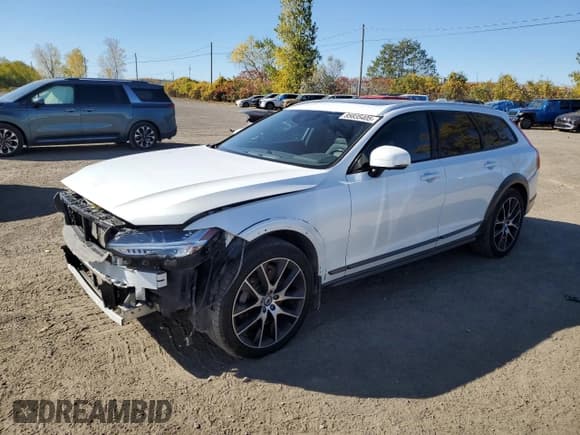✅ 2019 Volvo V90 • VIN: YV4A22NL3K1076092 • Lot: 85835405. Wystawiony na Copart z przebiegiem 115 315 mil. Bezpłatny archiwum sprzedaży aukcyjnych z USA i szczegółowy raport historii pojazdu na DreamBid. Zdjęcie 1.