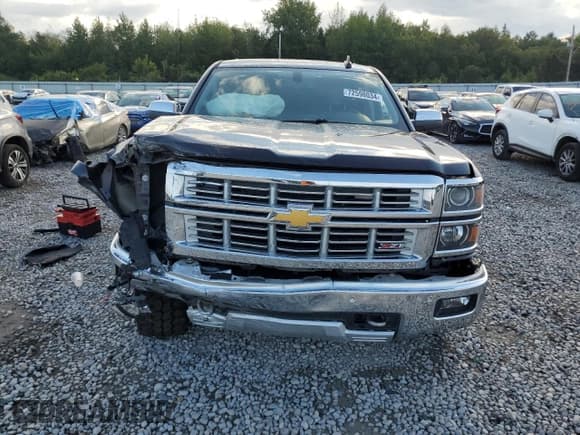 ✅ 2015 Chevrolet Silverado 1500 LTZ • VIN: 3GCPCSEC8FG111551 • Лот: 72598034. Опубликован ранее на Copart с пробегом Не указан. Бесплатный доступ к архиву аукционных продаж из США и подробный отчёт об истории автомобиля на DreamBid. Изображение 5.