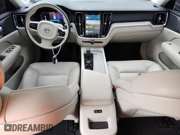 ✅ 2024 Volvo S60 Plus Dark Theme • VIN: 7JRL12FL4RG309080 • Lot: 80149505. Listed on Copart with 5,579 mi. Free auction sales archive from the USA and detailed vehicle history report at DreamBid. Image 8.