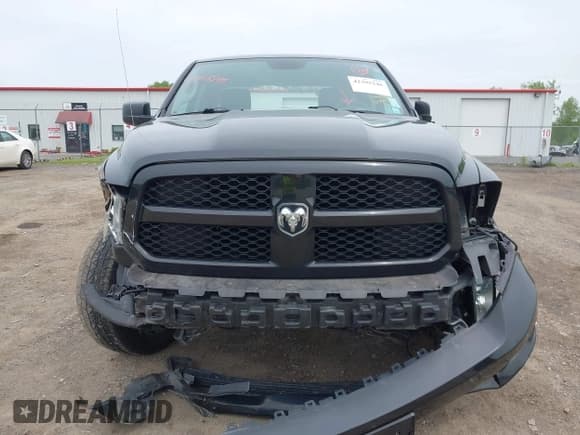 ✅ 2018 Ram 1500 Express • VIN: 1C6RR7FG7JS167415 • Lot: 42395246. Listed on IAAI with 113,236 mi. Free auction sales archive from the USA and detailed vehicle history report at DreamBid. Image 6.