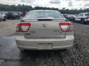 ✅ 2008 Mercury Milan Premier • VIN: 3MEHM02108R644542 • Lot: 70479275. Wystawiony na Copart z przebiegiem 128 004 mil. Bezpłatny archiwum sprzedaży aukcyjnych z USA i szczegółowy raport historii pojazdu na DreamBid. Zdjęcie 6.