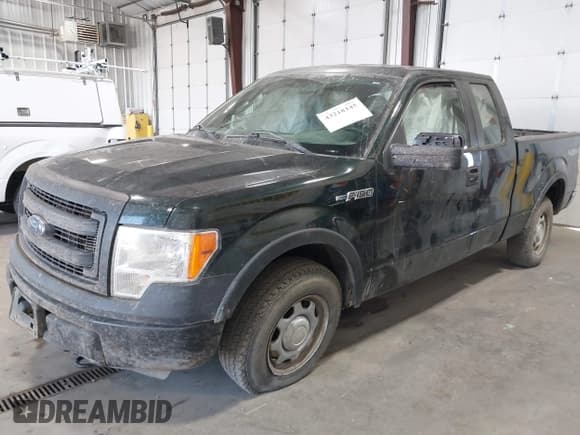✅ 2014 Ford F-150 XL • VIN: 1FTEX1EM8EFB13718 • Lot: 43218145. Wystawiony na IAAI z przebiegiem 46 989 mil. Bezpłatny archiwum sprzedaży aukcyjnych z USA i szczegółowy raport historii pojazdu na DreamBid. Zdjęcie 2.