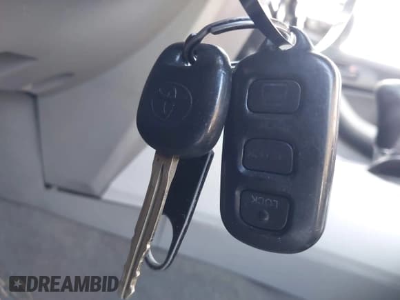 ✅ 2006 Toyota 4Runner Limited • VIN: JTEBU17R160102029 • Lot: 43627577. Wystawiony na IAAI z przebiegiem 272 919 mil. Bezpłatny archiwum sprzedaży aukcyjnych z USA i szczegółowy raport historii pojazdu na DreamBid. Zdjęcie 11.