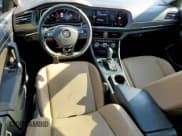 ✅ 2019 Volkswagen Jetta SEL • VIN: 3VWEB7BU0KM259867 • Лот: 56995055. Опубликован ранее на Copart с пробегом 64 526 миль. Бесплатный доступ к архиву аукционных продаж из США и подробный отчёт об истории автомобиля на DreamBid. Изображение 8.