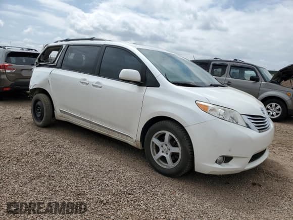 ✅ 2012 Toyota Sienna XLE AAS • VIN: 5TDYK3DC5CS217032 • Lot: 62197015. Listed on Copart with 133,717 mi. Free auction sales archive from the USA and detailed vehicle history report at DreamBid. Image 4.