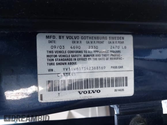 ✅ 2004 Volvo V70 • VIN: YV1SW61T542388169 • Lot: 43633901. Wystawiony na IAAI z przebiegiem 214 294 mil. Bezpłatny archiwum sprzedaży aukcyjnych z USA i szczegółowy raport historii pojazdu na DreamBid. Zdjęcie 9.