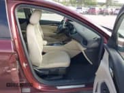 ✅ 2018 Buick Regal Preferred II • VIN: W04GM6SX5J1066842 • Lot: 42637572. Wystawiony na IAAI z przebiegiem 86 739 mil. Bezpłatny archiwum sprzedaży aukcyjnych z USA i szczegółowy raport historii pojazdu na DreamBid. Zdjęcie 5.