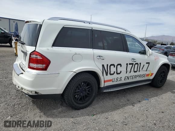 ✅ 2010 Mercedes-Benz GL 550 • VIN: 4JGBF8GE0AA604341 • Lot: 49358205. Wystawiony na Copart z przebiegiem 116 717 mil. Bezpłatny archiwum sprzedaży aukcyjnych z USA i szczegółowy raport historii pojazdu na DreamBid. Zdjęcie 3.