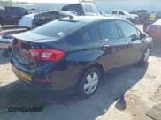 ✅ 2018 Chevrolet Cruze LS • VIN: 1G1BC5SM8J7135435 • Lot: 42811499. Listed on IAAI with 116,382 mi. Free auction sales archive from the USA and detailed vehicle history report at DreamBid. Image 4.