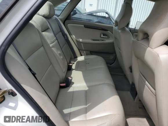 ✅ 2004 Volvo S40 • VIN: YV1VS27514F027086 • Lot: 52231704. Listed on Copart with 113,219 mi. Free auction sales archive from the USA and detailed vehicle history report at DreamBid. Image 10.