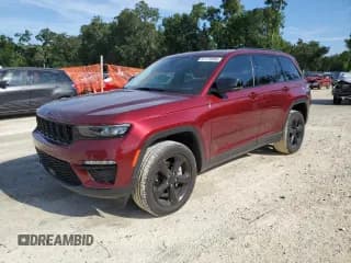 ✅ 2023 Jeep Grand Cherokee Limited • VIN: 1C4RJGBG1PC534513 • Лот: 61174595. Опубликован ранее на Copart с пробегом 38 124 миль. Бесплатный доступ к архиву аукционных продаж из США и подробный отчёт об истории автомобиля на DreamBid. Изображение 1.