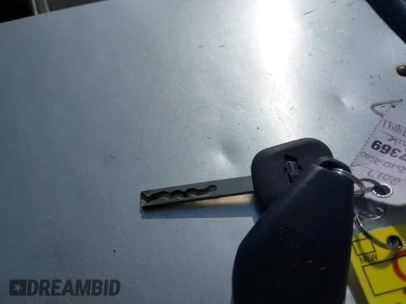 ✅ 2017 Chevrolet Silverado 2500HD Work Truck • VIN: 1GB0CUEG4HZ274141 • Лот: 41436022. Опубликован ранее на IAAI с пробегом 110 774 миль. Бесплатный доступ к архиву аукционных продаж из США и подробный отчёт об истории автомобиля на DreamBid. Изображение 11.