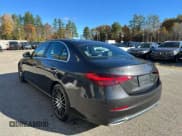 ✅ 2022 Mercedes-Benz C 300 • VIN: W1KAF4HBXNR016148 • Lot: 90931365. Wystawiony na Copart z przebiegiem 80 159 mil. Bezpłatny archiwum sprzedaży aukcyjnych z USA i szczegółowy raport historii pojazdu na DreamBid. Zdjęcie 3.