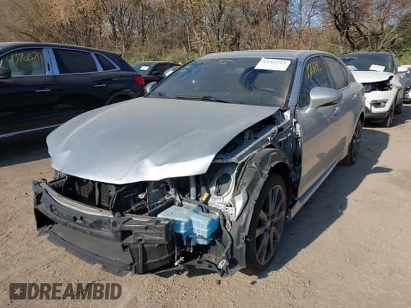 ✅ 2013 Lexus GS 350 • VIN: JTHCE1BL5D5003883 • Lot: 43701715. Listed on IAAI with 169,805 mi. Free auction sales archive from the USA and detailed vehicle history report at DreamBid. Image 2.