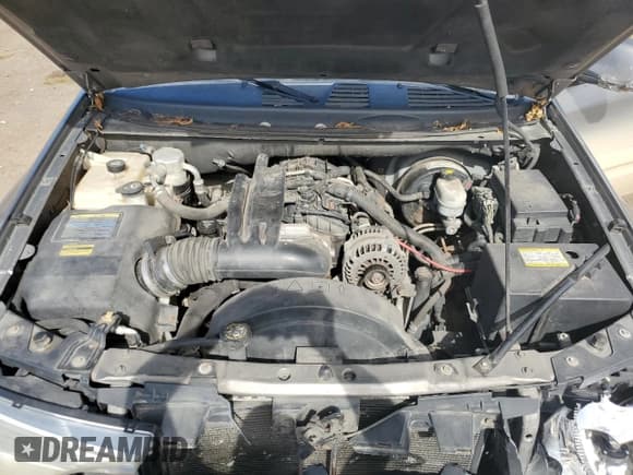 ✅ 2007 Buick Rainier CXL • VIN: 5GAET13M472221067 • Лот: 73198584. Опубликован ранее на Copart с пробегом 194 927 миль. Бесплатный доступ к архиву аукционных продаж из США и подробный отчёт об истории автомобиля на DreamBid. Изображение 13.