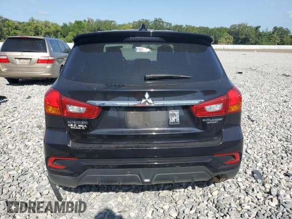 ✅ 2019 Mitsubishi Outlander ES • VIN: JA4AP3AU1KU010108 • Lot: 54690835. Listed on Copart with 110,115 mi. Free auction sales archive from the USA and detailed vehicle history report at DreamBid. Image 6.
