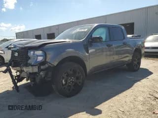 ✅ 2025 Ford Maverick XLT • VIN: 3FTTW8JA8SRA07864 • Lot: 86502585. Wystawiony na Copart z przebiegiem 7 814 mil. Bezpłatny archiwum sprzedaży aukcyjnych z USA i szczegółowy raport historii pojazdu na DreamBid. Zdjęcie 1.