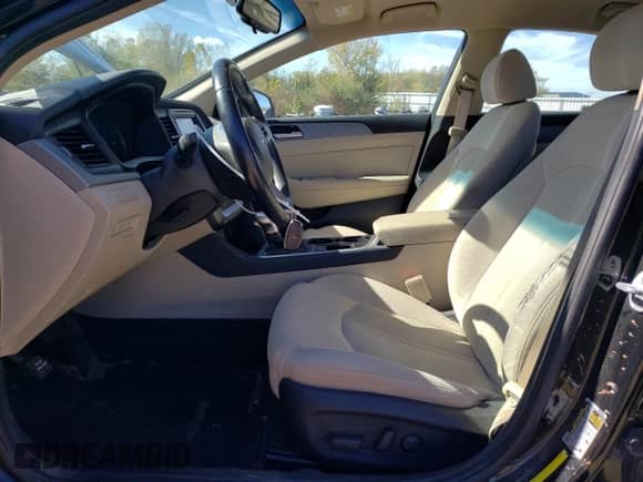 2018 Hyundai Sonata SEL z VIN 5NPE34AF6JH642850, wystawiony jako Copart lot #86168345 z przebiegiem 128 489 mil mil oraz Czysty tytuł • Clean title. Historia ofert i sprzedaży dostępna na DreamBid. Obrazek 7.