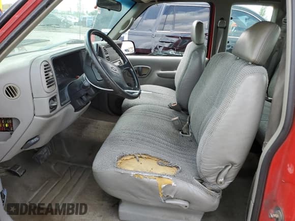 ✅ 1997 Chevrolet Silverado 1500 • VIN: 1GCEC19M5VE174925 • Lot: 55089105. Wystawiony na Copart z przebiegiem 213 318 mil. Bezpłatny archiwum sprzedaży aukcyjnych z USA i szczegółowy raport historii pojazdu na DreamBid. Zdjęcie 7.