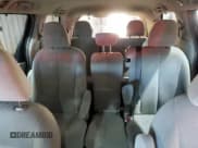 ✅ 2013 Toyota Sienna LE • VIN: 5TDKK3DC8DS378059 • Lot: 92311175. Wystawiony na Copart z przebiegiem 242 192 mil. Bezpłatny archiwum sprzedaży aukcyjnych z USA i szczegółowy raport historii pojazdu na DreamBid. Zdjęcie 10.