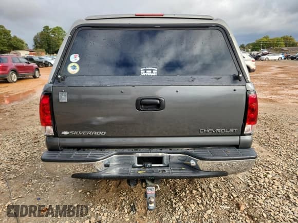 ✅ 2001 Chevrolet Silverado 1500 LS • VIN: 2GCEK19T411295516 • Lot: 90733645. Listed on Copart with 297,443 mi. Free auction sales archive from the USA and detailed vehicle history report at DreamBid. Image 6.