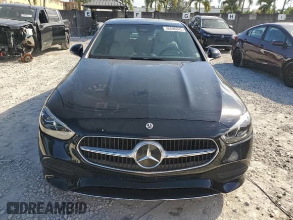 ✅ 2022 Mercedes-Benz C 300 • VIN: W1KAF4HB5NR053155 • Лот: 86686845. Опубликован ранее на Copart с пробегом 21 483 миль. Бесплатный доступ к архиву аукционных продаж из США и подробный отчёт об истории автомобиля на DreamBid. Изображение 5.