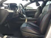 ✅ 2022 Kia K5 GT • VIN: 5XXG44J85NG134345 • Lot: 70316995. Wystawiony na Copart z przebiegiem 58 363 mil. Bezpłatny archiwum sprzedaży aukcyjnych z USA i szczegółowy raport historii pojazdu na DreamBid. Zdjęcie 7.