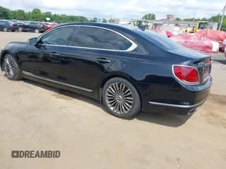 ✅ 2020 Kia K900 • VIN: KNAS34J61L6020637 • Lot: 42723865. Listed on IAAI with 42,895 mi. Free auction sales archive from the USA and detailed vehicle history report at DreamBid. Image 3.