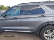 ✅ 2022 Ford Explorer XLT • VIN: 1FMSK8DH8NGC02323 • Lot: 43064162. Wystawiony na IAAI z przebiegiem 24 321 mil. Bezpłatny archiwum sprzedaży aukcyjnych z USA i szczegółowy raport historii pojazdu na DreamBid. Zdjęcie 15.