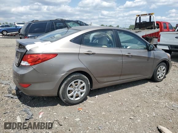 ✅ 2014 Hyundai Accent GLS • VIN: KMHCT4AE5EU637807 • Лот: 66140244. Опубликован ранее на Copart с пробегом 81 126 миль. Бесплатный доступ к архиву аукционных продаж из США и подробный отчёт об истории автомобиля на DreamBid. Изображение 3.