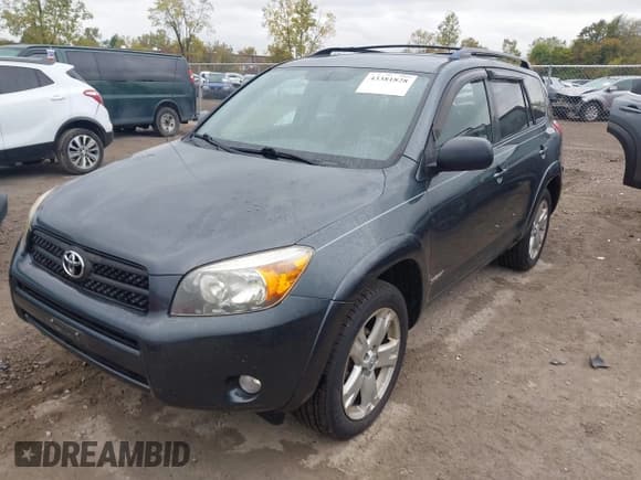 ✅ 2006 Toyota RAV4 Sport • VIN: JTMBD32V066003722 • Lot: 43381828. Listed on IAAI with 166,155 mi. Free auction sales archive from the USA and detailed vehicle history report at DreamBid. Image 2.