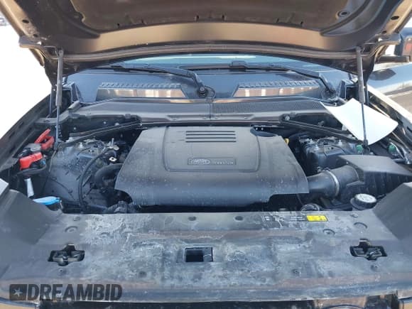 ✅ 2024 Land Rover Defender S • VIN: SALEJ7EX5R2311368 • Lot: 41414372. Listed on IAAI with 11,194 mi. Free auction sales archive from the USA and detailed vehicle history report at DreamBid. Image 10.