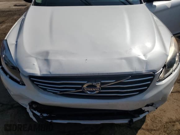 ✅ 2015 Volvo XC60 T6 • VIN: YV4902RB0F2598978 • Lot: 68716045. Listed on Copart with Not provided. Free auction sales archive from the USA and detailed vehicle history report at DreamBid. Image 11.