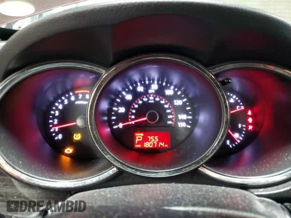 ✅ 2013 Kia Sorento LX • VIN: 5XYKT4A6XDG346521 • Lot: 92211865. Listed on Copart with 180,714 mi. Free auction sales archive from the USA and detailed vehicle history report at DreamBid. Image 9.