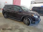 ✅ 2021 Honda Passport EX-L • VIN: 5FNYF7H52MB000129 • Лот: 63862435. Опубликован ранее на Copart с пробегом 19 427 миль. Бесплатный доступ к архиву аукционных продаж из США и подробный отчёт об истории автомобиля на DreamBid. Изображение 4.