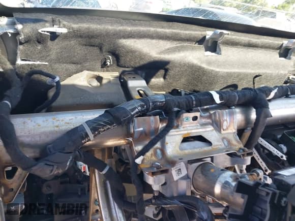 ✅ 2021 Chevrolet Silverado 1500 RST • VIN: 1GCPWDED1MZ155481 • Lot: 42238887. Wystawiony na IAAI z przebiegiem Nie podano. Bezpłatny archiwum sprzedaży aukcyjnych z USA i szczegółowy raport historii pojazdu na DreamBid. Zdjęcie 7.